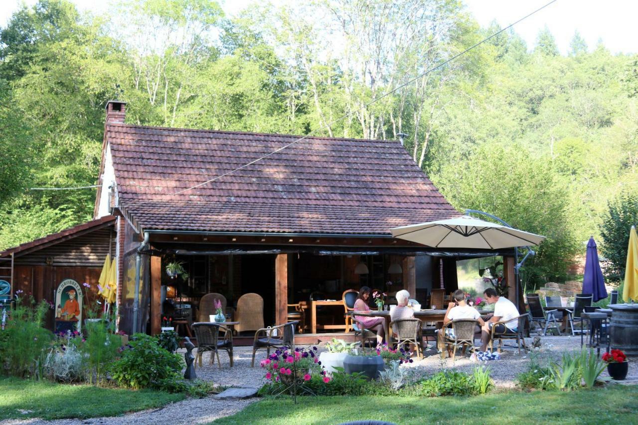 Domaine Chez Jem Hotell Le Breuil  Exteriör bild